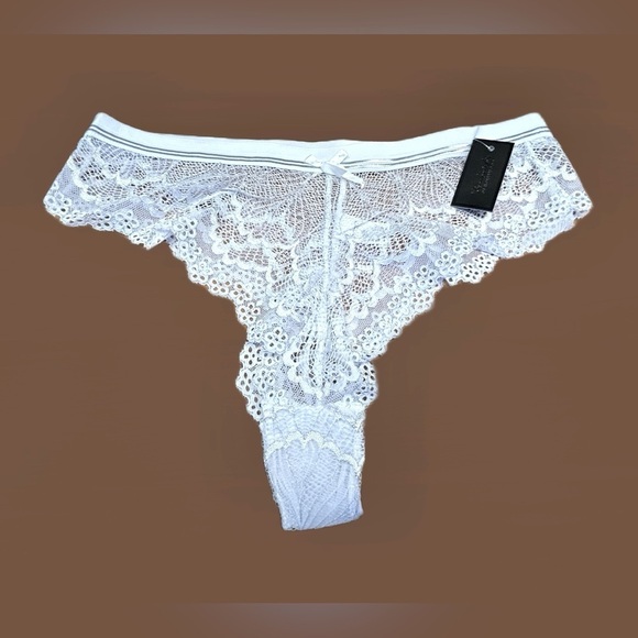 NWT Frederick’s of Hollywood Caroline White Lace Thong Panties Sizes S M L XL 1X - Picture 4 of 10